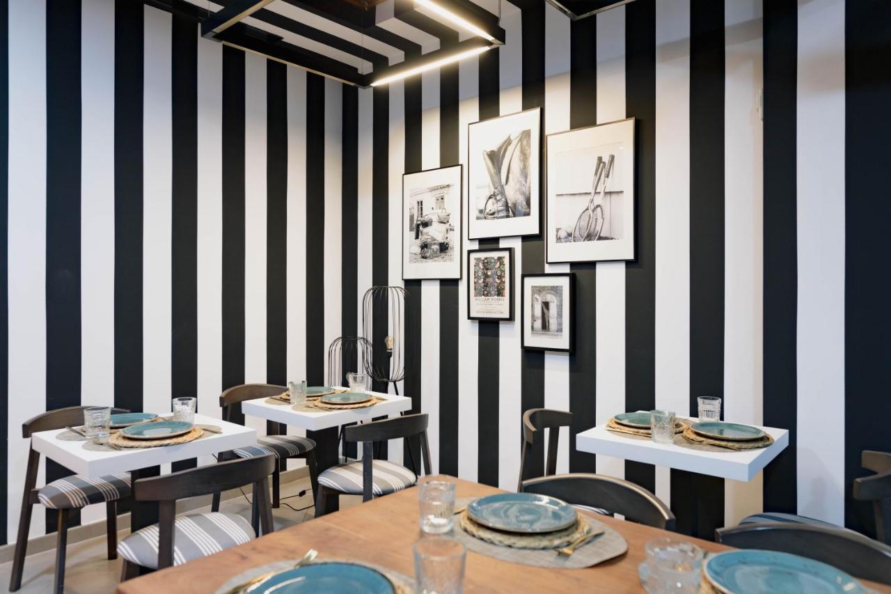 The Little Corner B&B Valencia Bagian luar foto