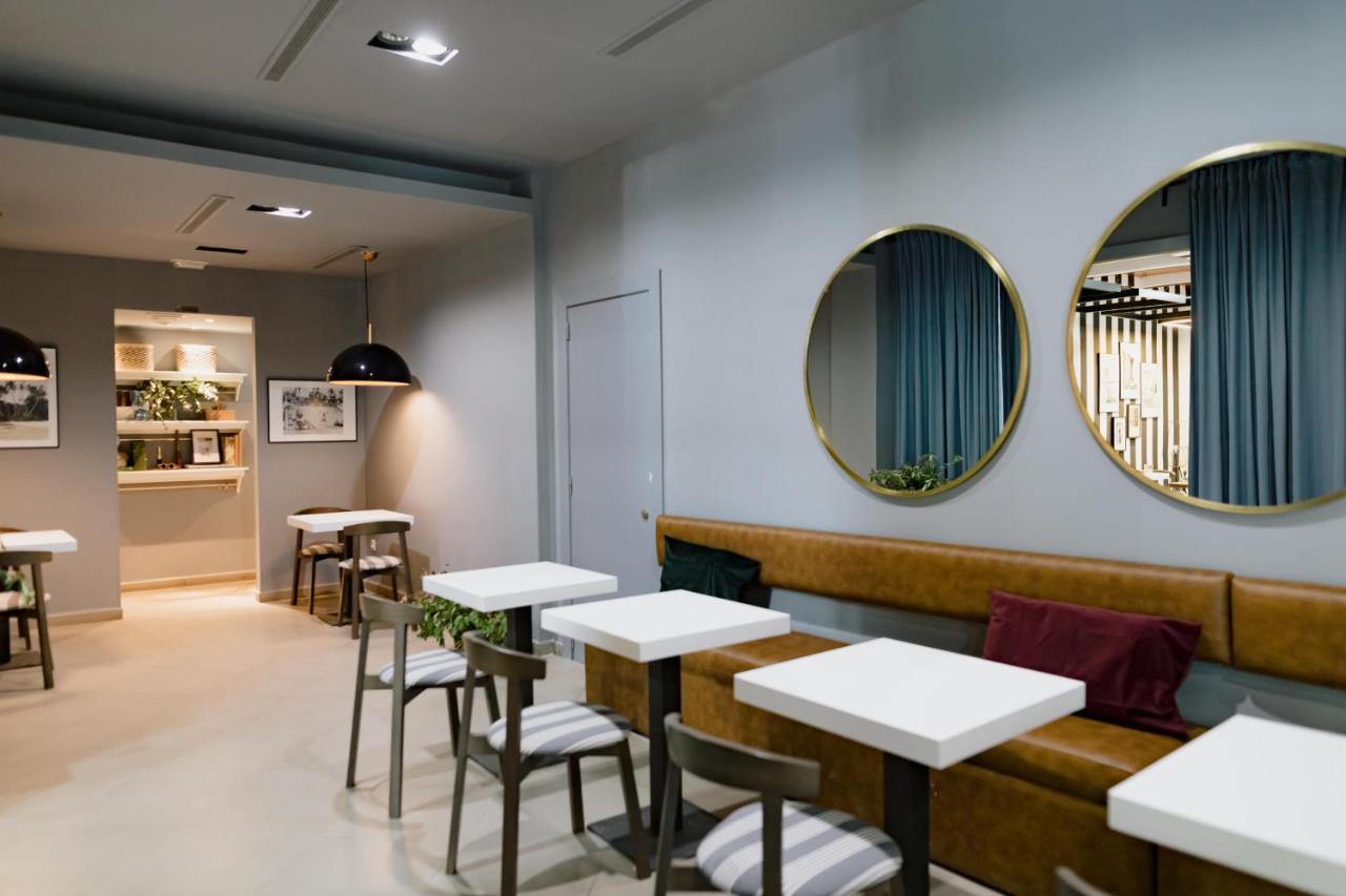 The Little Corner B&B Valencia Bagian luar foto