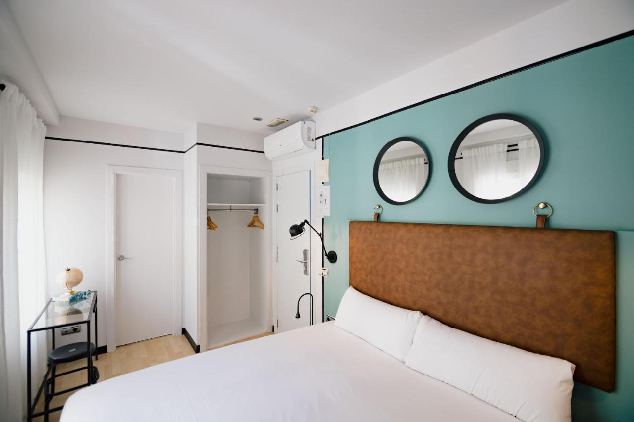 The Little Corner B&B Valencia Bagian luar foto