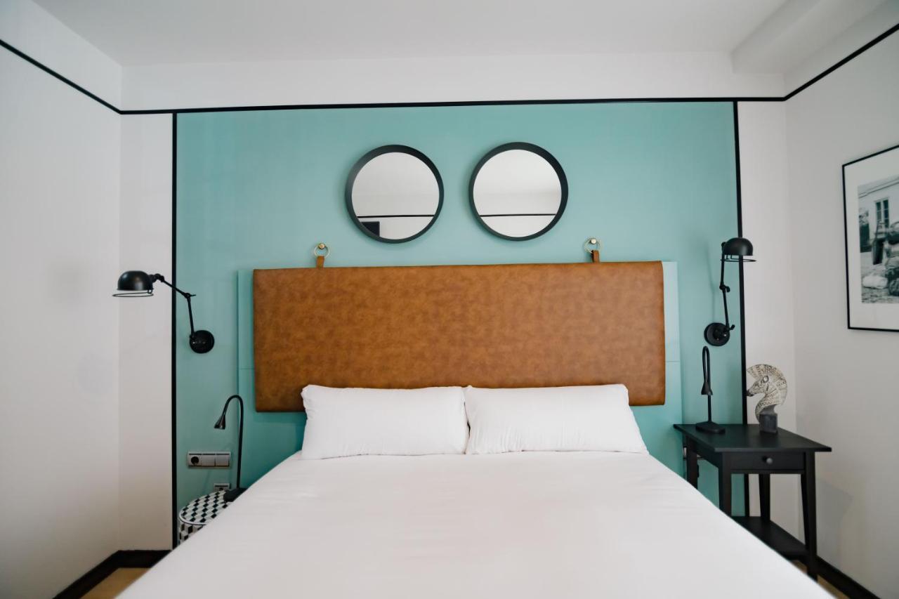 The Little Corner B&B Valencia Bagian luar foto