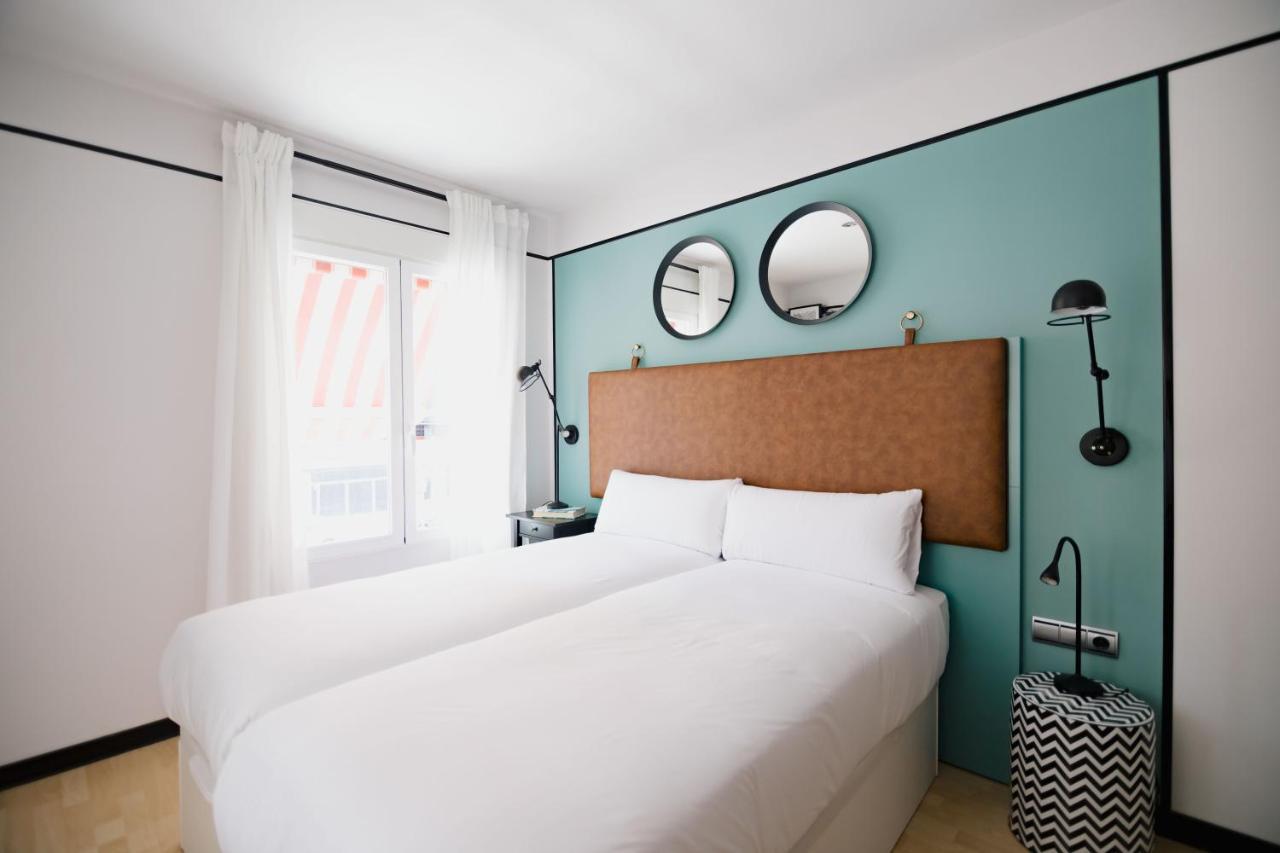 The Little Corner B&B Valencia Bagian luar foto